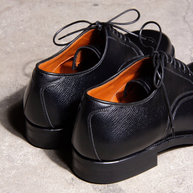 Navvy Cut Shoe - Black Alcazar Calf - VIBERG