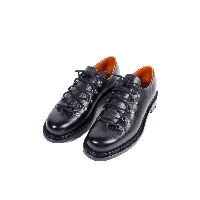 Strathcona - Black Alcazar - VIBERG